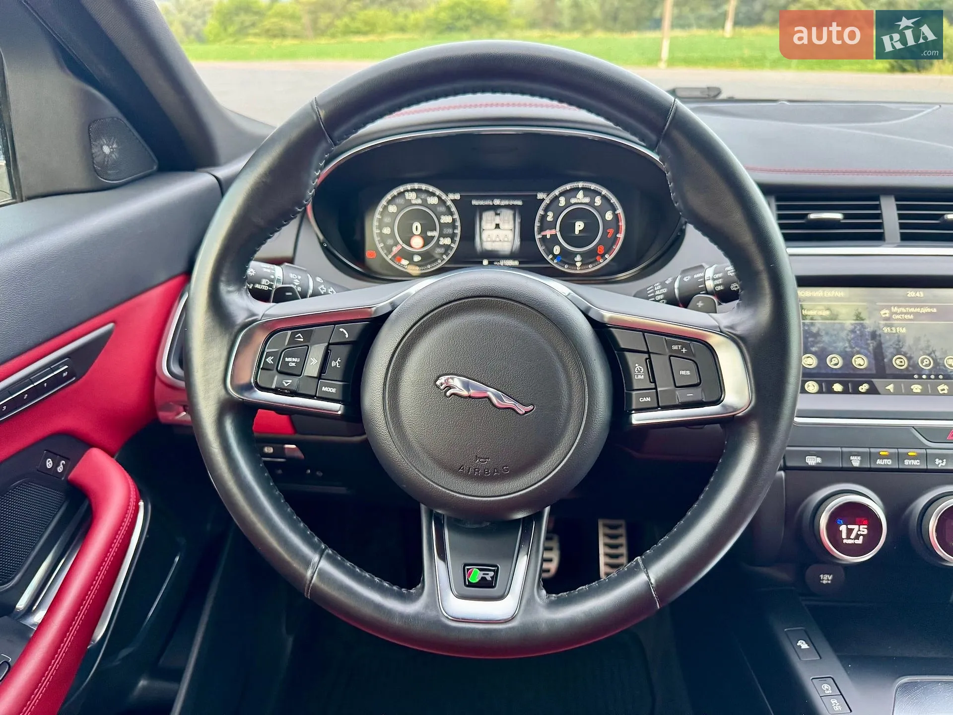2019 Jaguar E-Pace - мініатюра 55