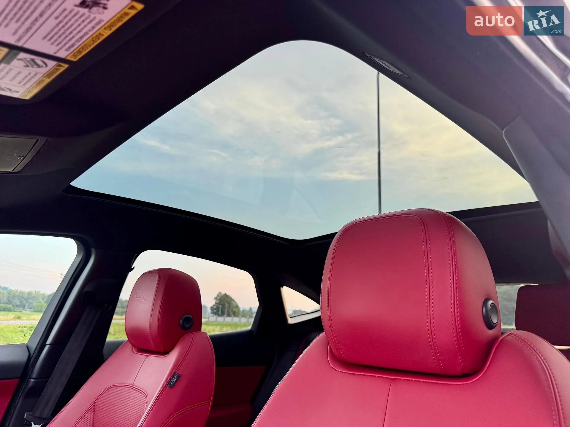 2019 Jaguar E-Pace - мініатюра 71