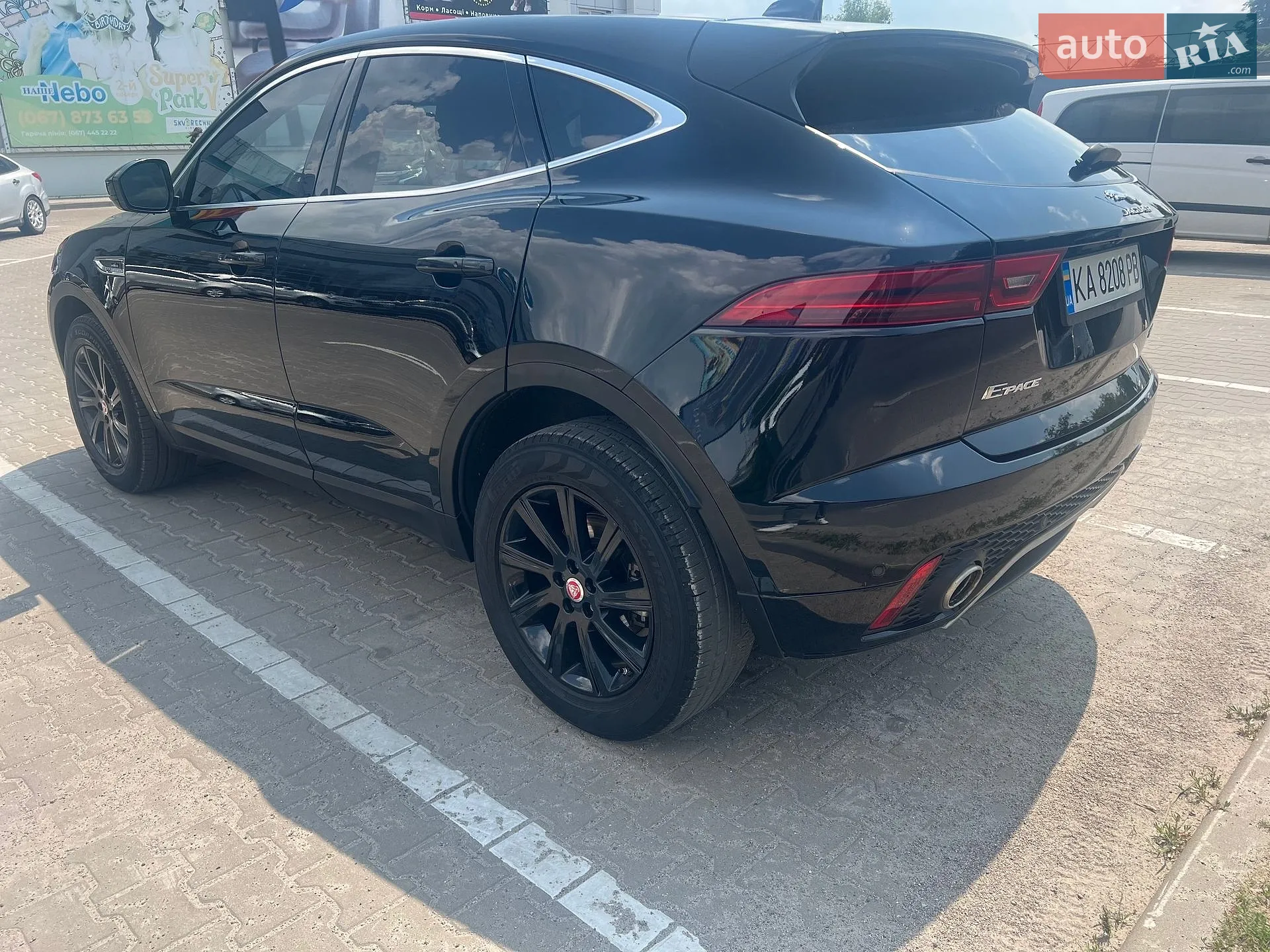2018 Jaguar E-Pace - мініатюра 4