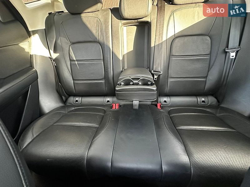 Позашляховик / Кросовер Jaguar E-Pace 2019 в Києві