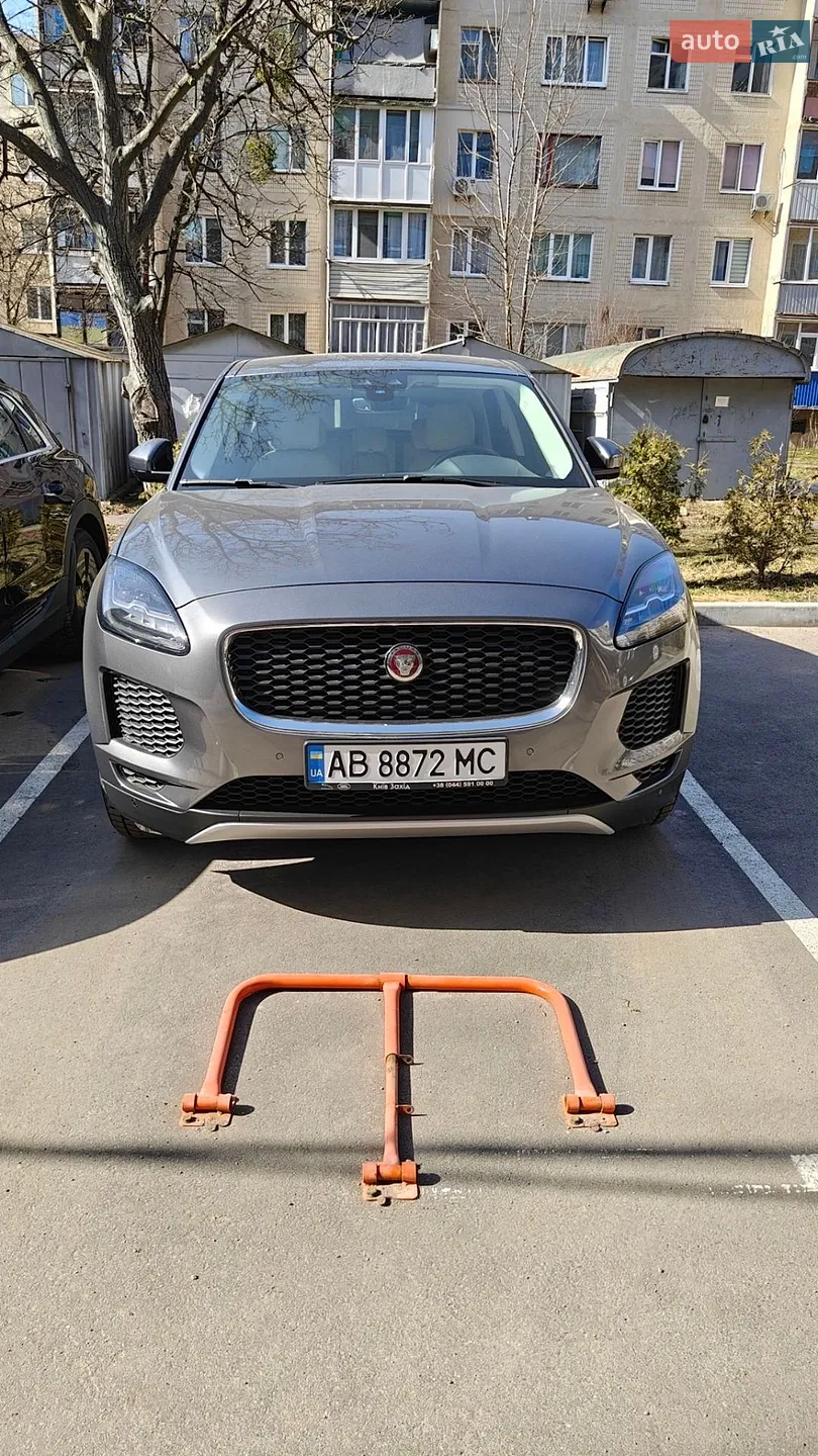 2020 Jaguar E-Pace - мініатюра 2