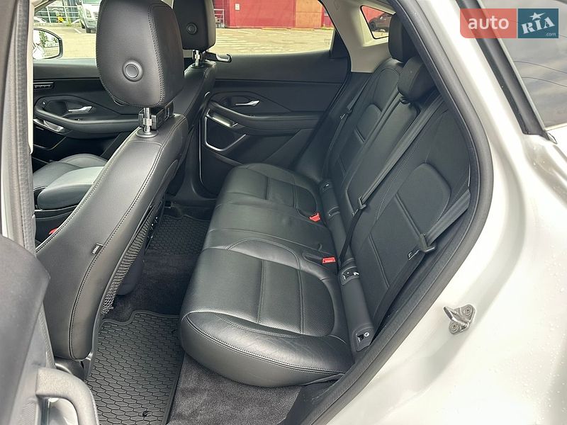 Позашляховик / Кросовер Jaguar E-Pace 2020 в Києві
