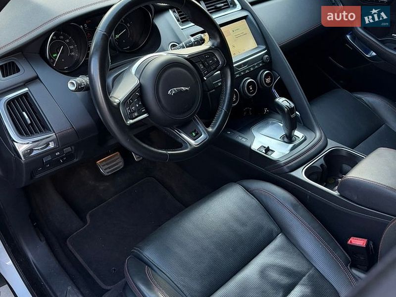 Внедорожник / Кроссовер Jaguar E-Pace 2018 в Киеве