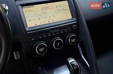 Внедорожник / Кроссовер Jaguar E-Pace 2018 в Киеве