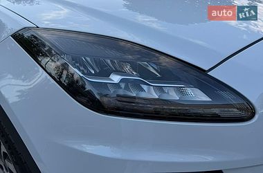 Внедорожник / Кроссовер Jaguar E-Pace 2018 в Киеве