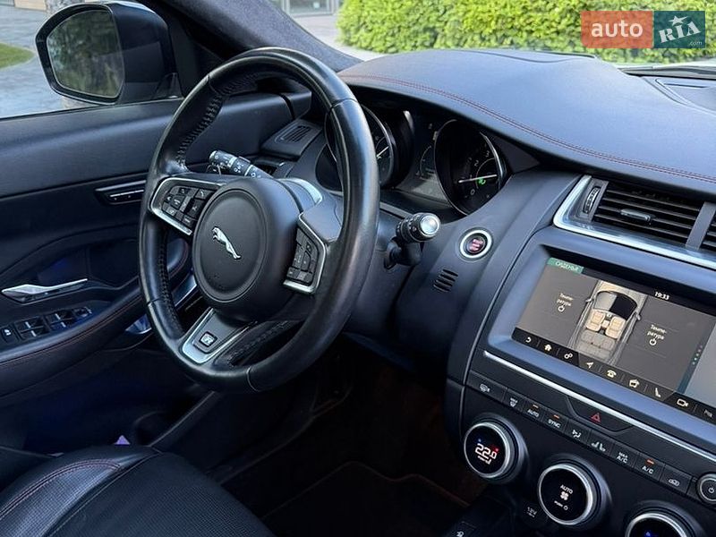 Внедорожник / Кроссовер Jaguar E-Pace 2018 в Киеве