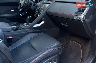 Внедорожник / Кроссовер Jaguar E-Pace 2018 в Киеве