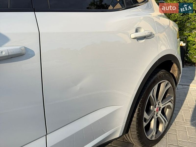 Внедорожник / Кроссовер Jaguar E-Pace 2018 в Киеве