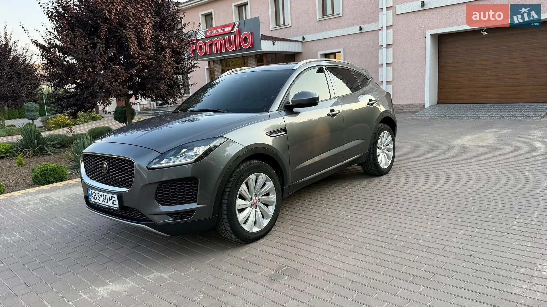 2018 Jaguar E-Pace - мініатюра 3