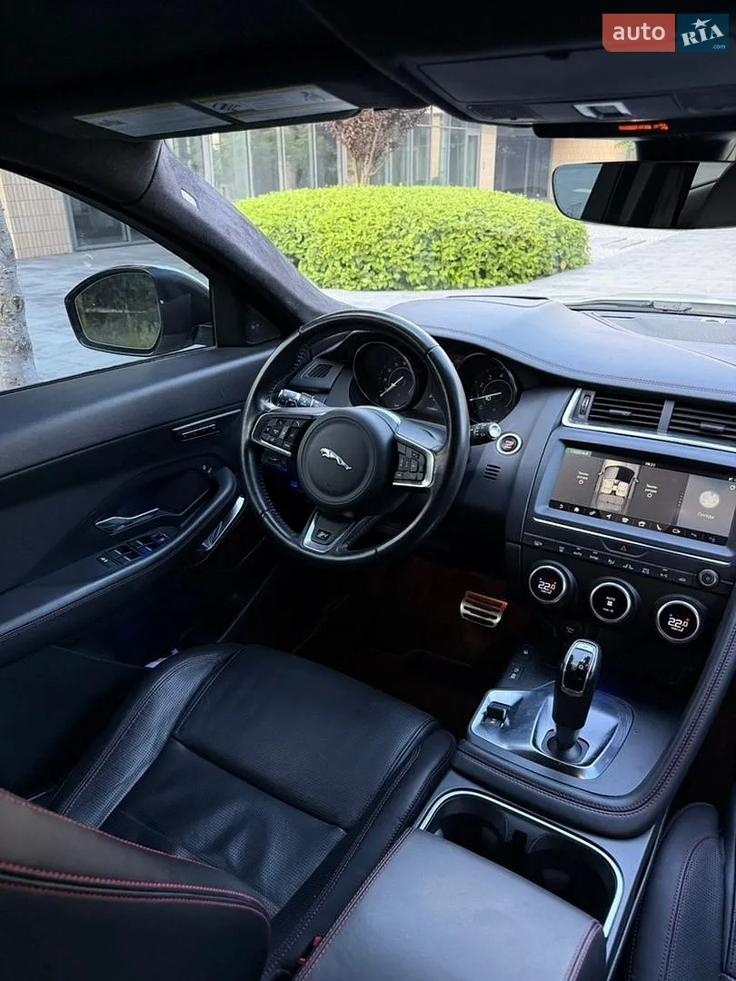 2018 Jaguar E-Pace - мініатюра 16