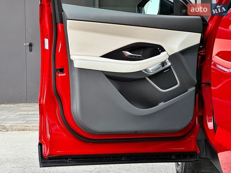 Позашляховик / Кросовер Jaguar E-Pace 2020 в Києві фото 28 Позашляховик / Кросовер Jaguar E-Pace 2020 в Києві