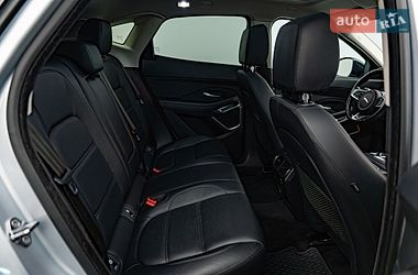 Внедорожник / Кроссовер Jaguar E-Pace 2019 в Киеве фото 9 Внедорожник / Кроссовер Jaguar E-Pace 2019 в Киеве