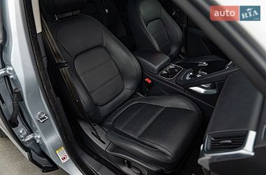 Внедорожник / Кроссовер Jaguar E-Pace 2019 в Киеве