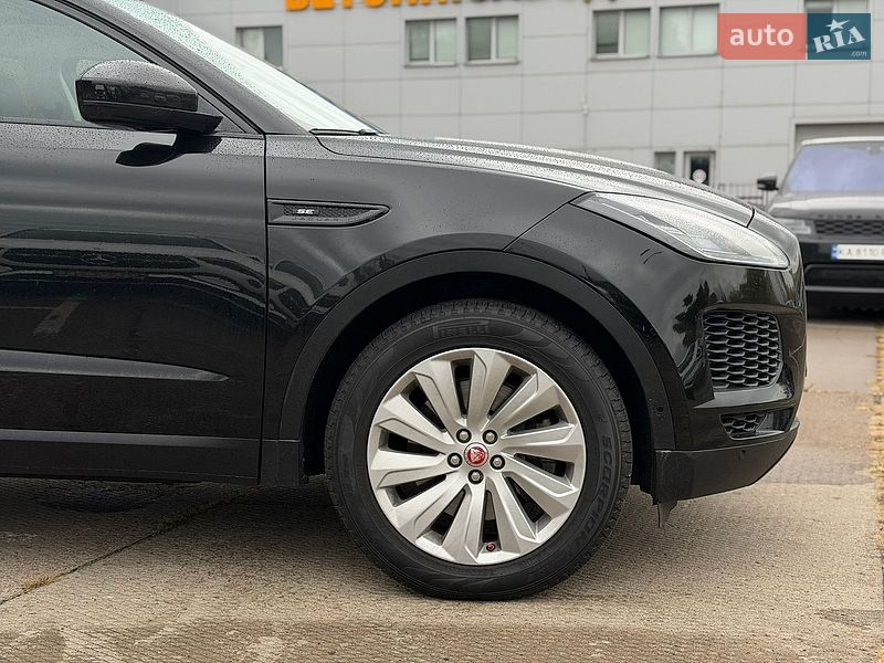 Внедорожник / Кроссовер Jaguar E-Pace 2019 в Киеве