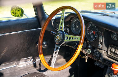 Купе Jaguar E-Type 1969 в 