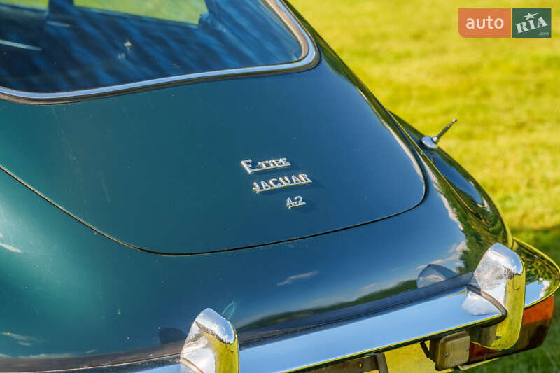 Купе Jaguar E-Type 1969 в Киеве фото 14 Купе Jaguar E-Type 1969 в Киеве
