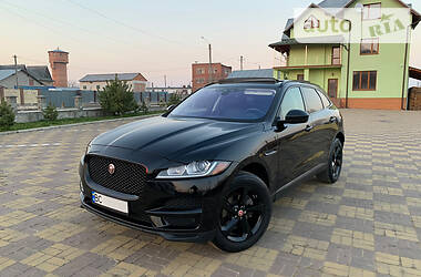Позашляховик / Кросовер Jaguar F-Pace 2017 в 