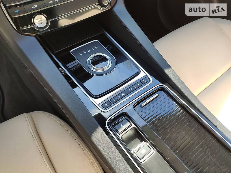 Позашляховик / Кросовер Jaguar F-Pace 2017 в Кропивницькому фото 26 Позашляховик / Кросовер Jaguar F-Pace 2017 в Кропивницькому