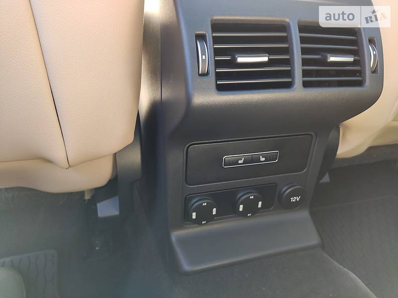 Позашляховик / Кросовер Jaguar F-Pace 2017 в Кропивницькому фото 43 Позашляховик / Кросовер Jaguar F-Pace 2017 в Кропивницькому