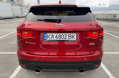 Позашляховик / Кросовер Jaguar F-Pace 2016 в 