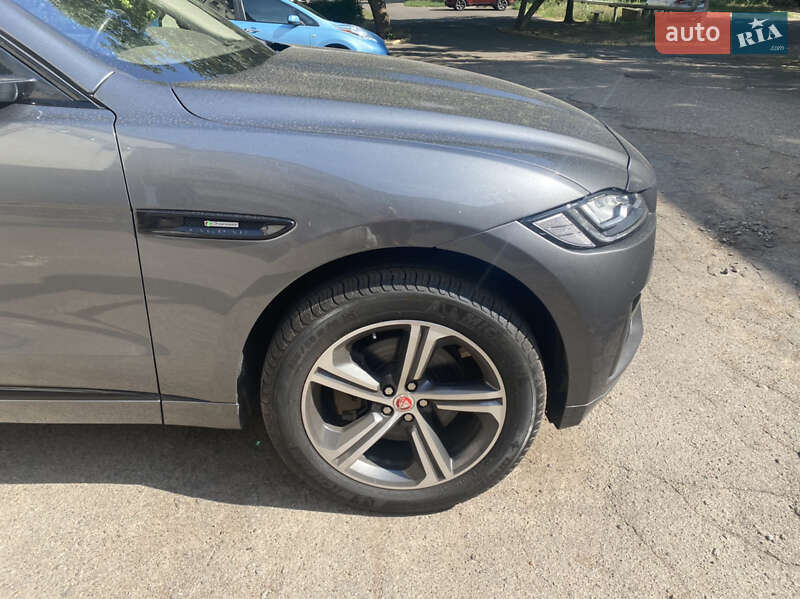 Внедорожник / Кроссовер Jaguar F-Pace 2017 в Одессе фото 4 Внедорожник / Кроссовер Jaguar F-Pace 2017 в Одессе