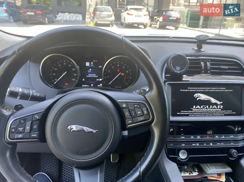 Jaguar F-Pace 2018 VIN SADCJ2FX4KA367088 фото оголошення 9 з 55
