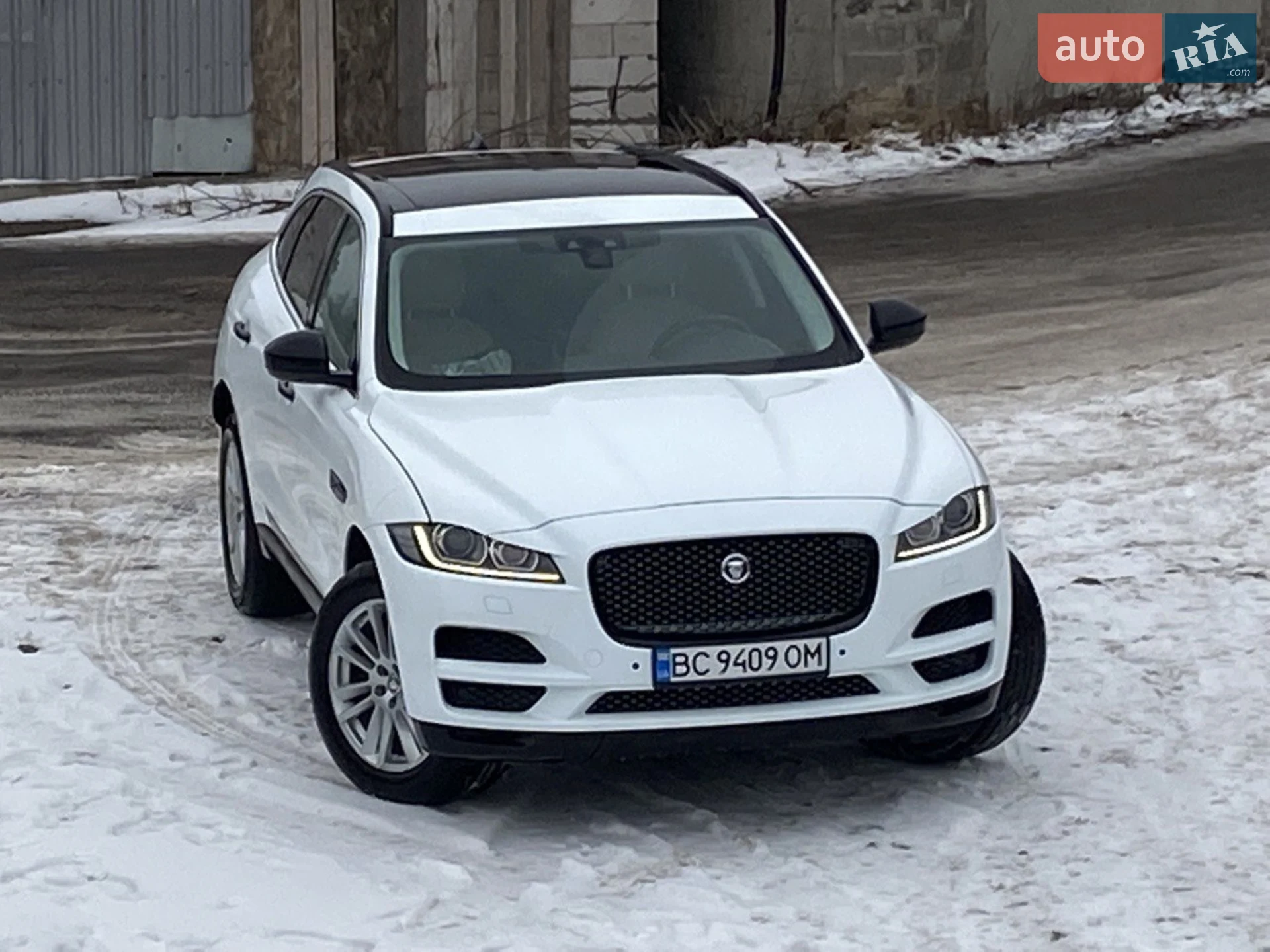 2016 Jaguar F-Pace - мініатюра 15