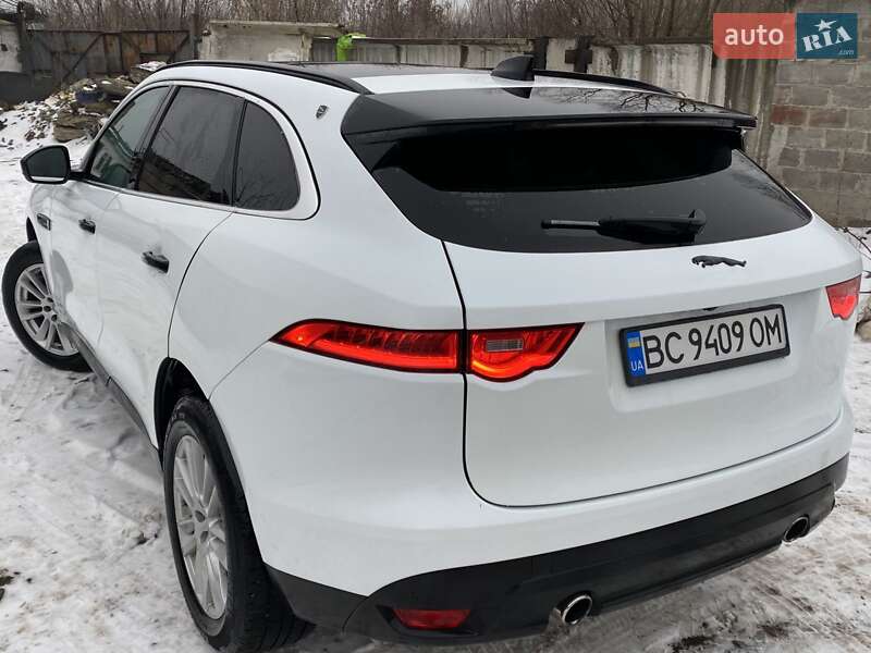 Внедорожник / Кроссовер Jaguar F-Pace 2016 в Киеве