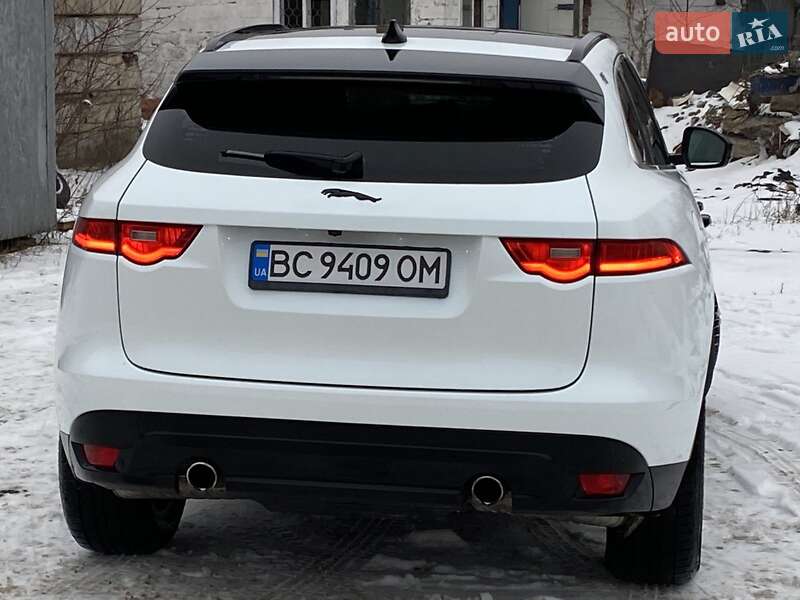 Внедорожник / Кроссовер Jaguar F-Pace 2016 в Киеве