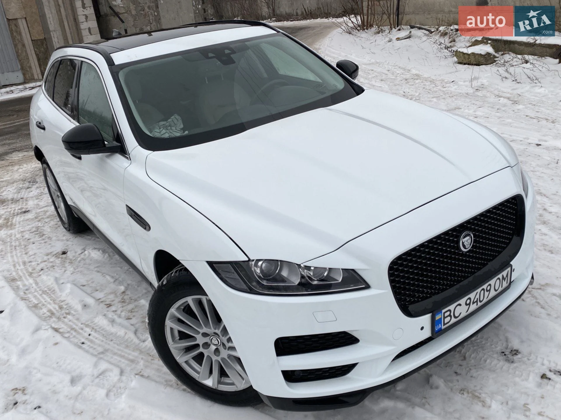 2016 Jaguar F-Pace - мініатюра 38