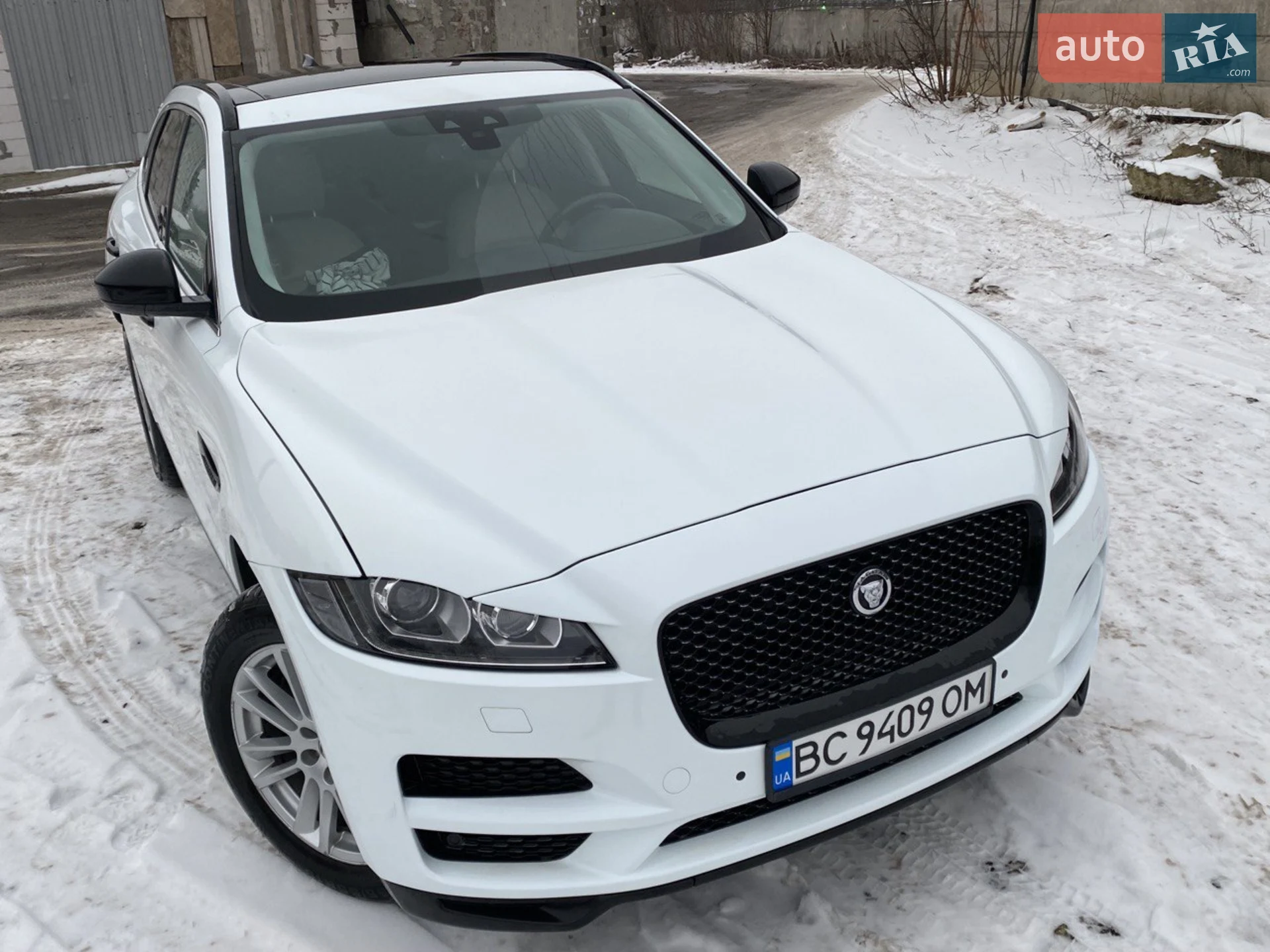2016 Jaguar F-Pace - мініатюра 39