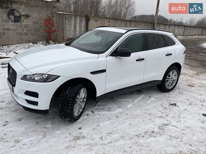 Внедорожник / Кроссовер Jaguar F-Pace 2016 в Киеве