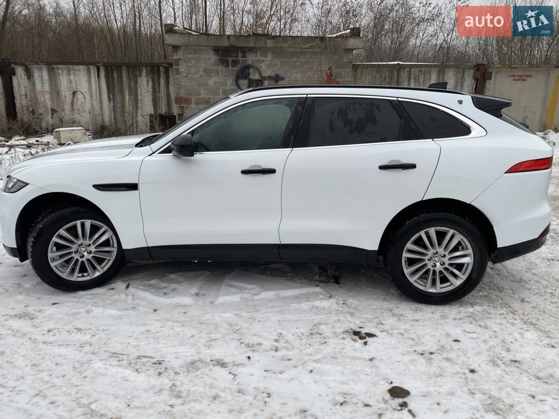2016 Jaguar F-Pace - мініатюра 48