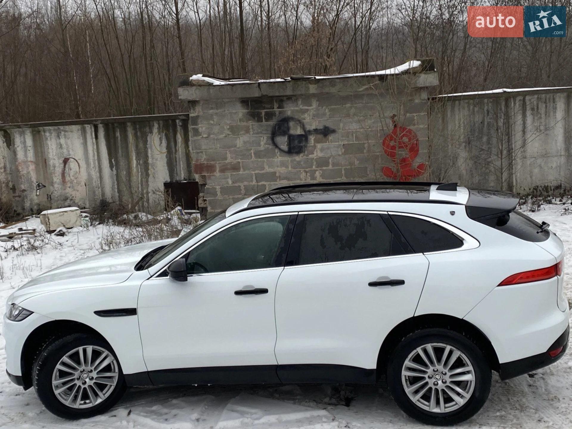 2016 Jaguar F-Pace - мініатюра 49