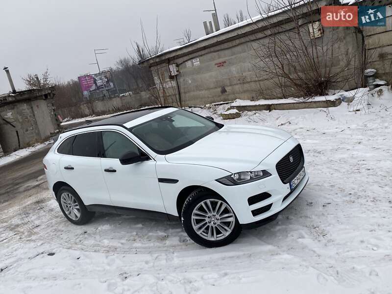 Внедорожник / Кроссовер Jaguar F-Pace 2016 в Киеве