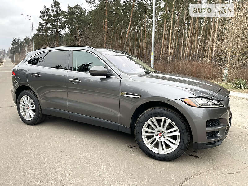 Позашляховик / Кросовер Jaguar F-Pace 2016 в Києві