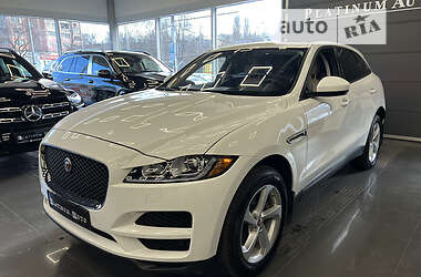 Внедорожник / Кроссовер Jaguar F-Pace 2017 в 