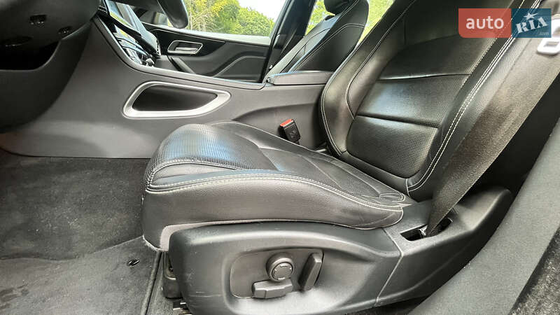 Внедорожник / Кроссовер Jaguar F-Pace 2018 в Черновцах