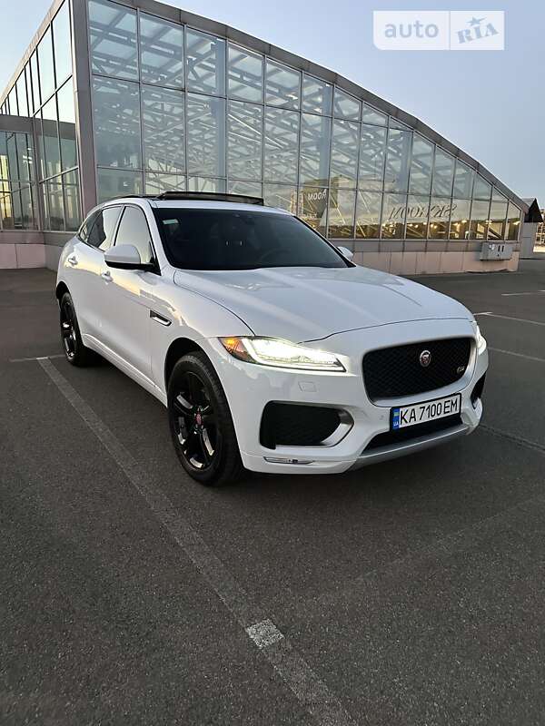 Внедорожник / Кроссовер Jaguar F-Pace 2019 в 