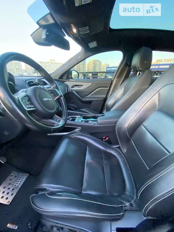 Внедорожник / Кроссовер Jaguar F-Pace 2016 в Харькове