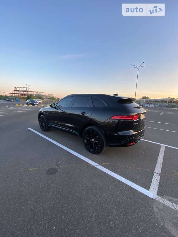 Внедорожник / Кроссовер Jaguar F-Pace 2016 в Харькове