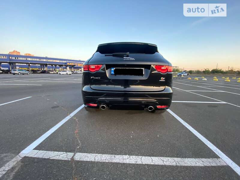 Внедорожник / Кроссовер Jaguar F-Pace 2016 в Харькове