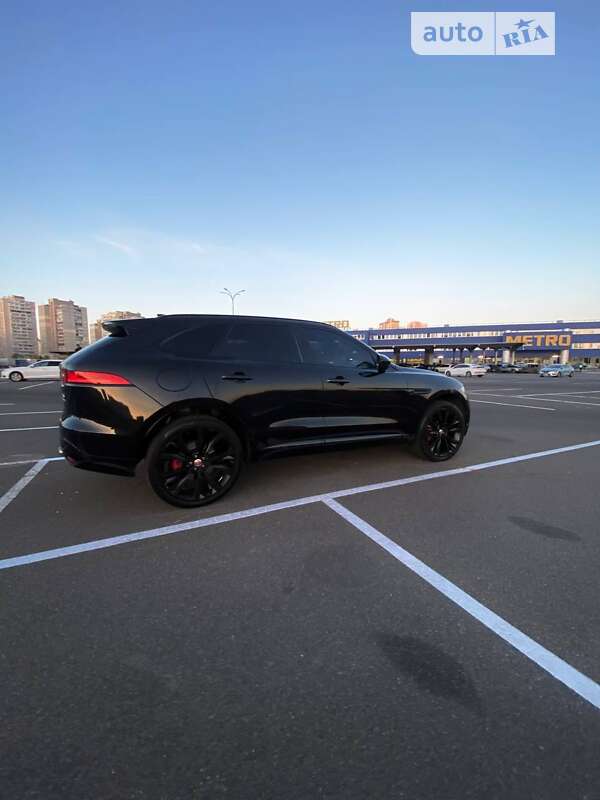 Внедорожник / Кроссовер Jaguar F-Pace 2016 в Харькове