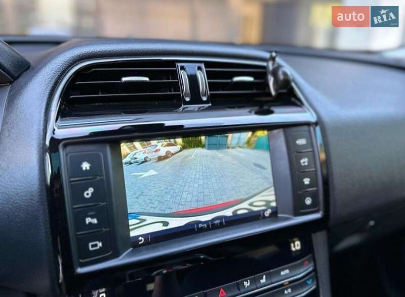 Позашляховик / Кросовер Jaguar F-Pace 2016 в Львові