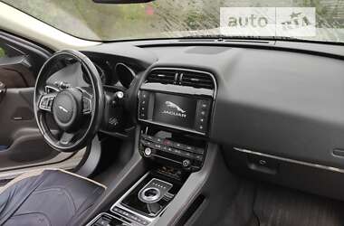 Внедорожник / Кроссовер Jaguar F-Pace 2016 в Николаеве фото 14 Внедорожник / Кроссовер Jaguar F-Pace 2016 в Николаеве