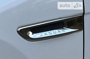 Внедорожник / Кроссовер Jaguar F-Pace 2019 в 