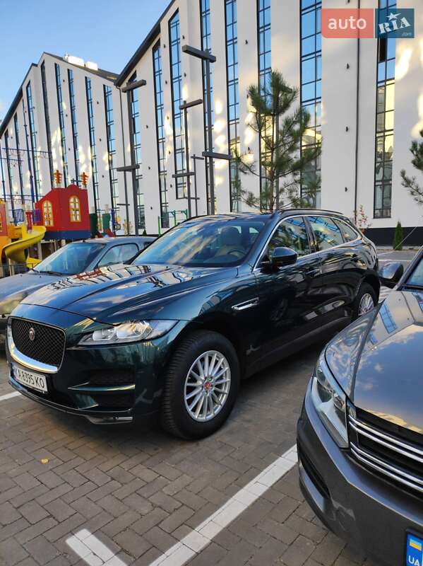 Jaguar F-Pace 2017