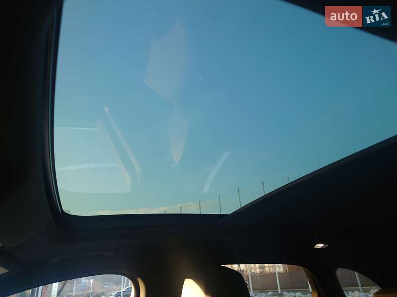 Внедорожник / Кроссовер Jaguar F-Pace 2019 в Киеве