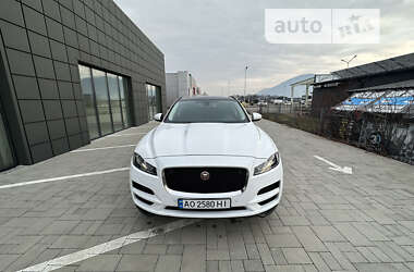 Позашляховик / Кросовер Jaguar F-Pace 2018 в 