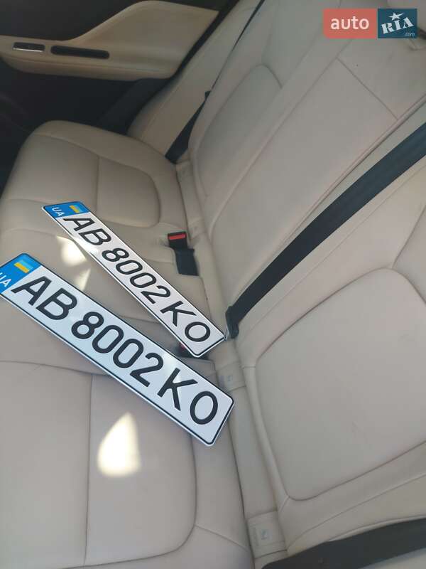 Позашляховик / Кросовер Jaguar F-Pace 2016 в Вінниці
